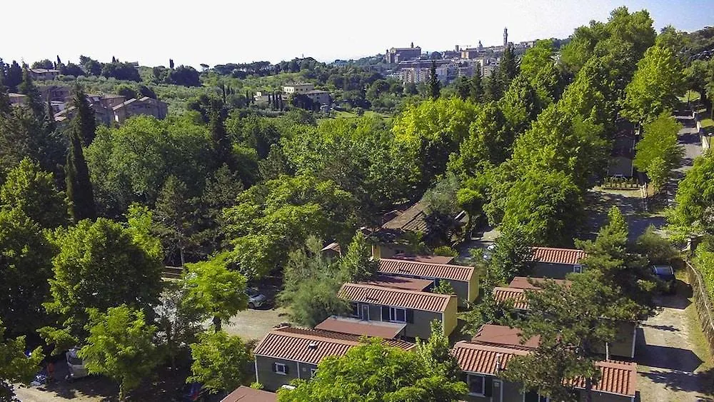 Camping Siena Colleverde 3*,